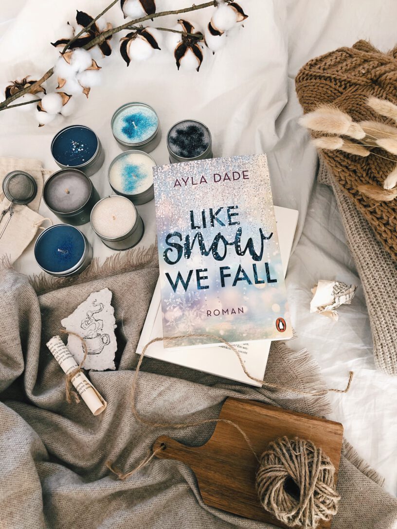 Ayla Dade: Like snow we fall – Beauty and the book